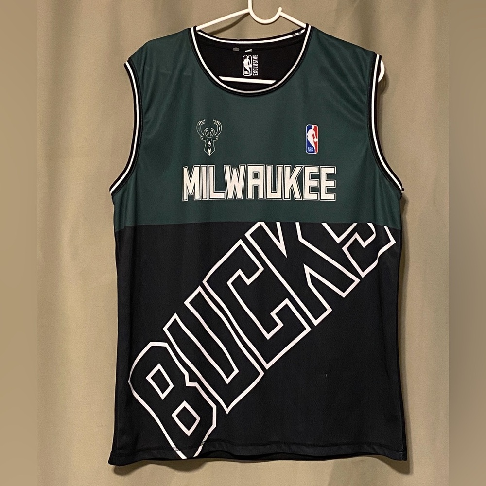 Milwaukee Bucks NBA  Exclusive Half & Half Sleeveless Basketball Jersey Men’s XL